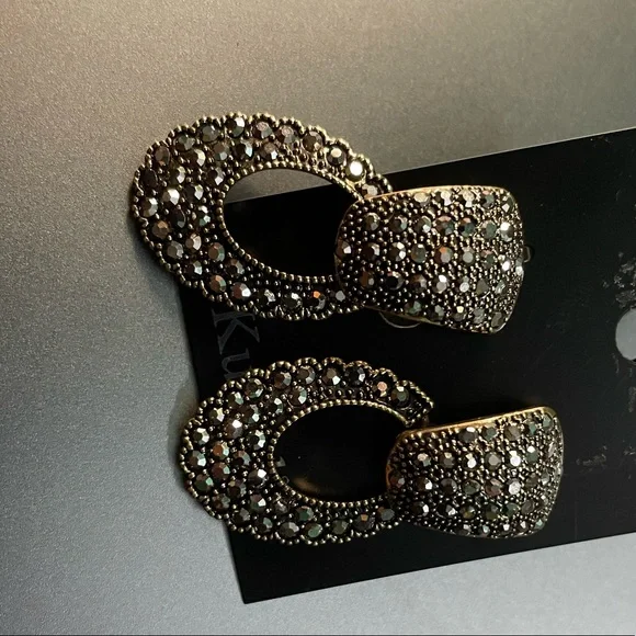 Kushals brand new earrings - Picture 7 of 7